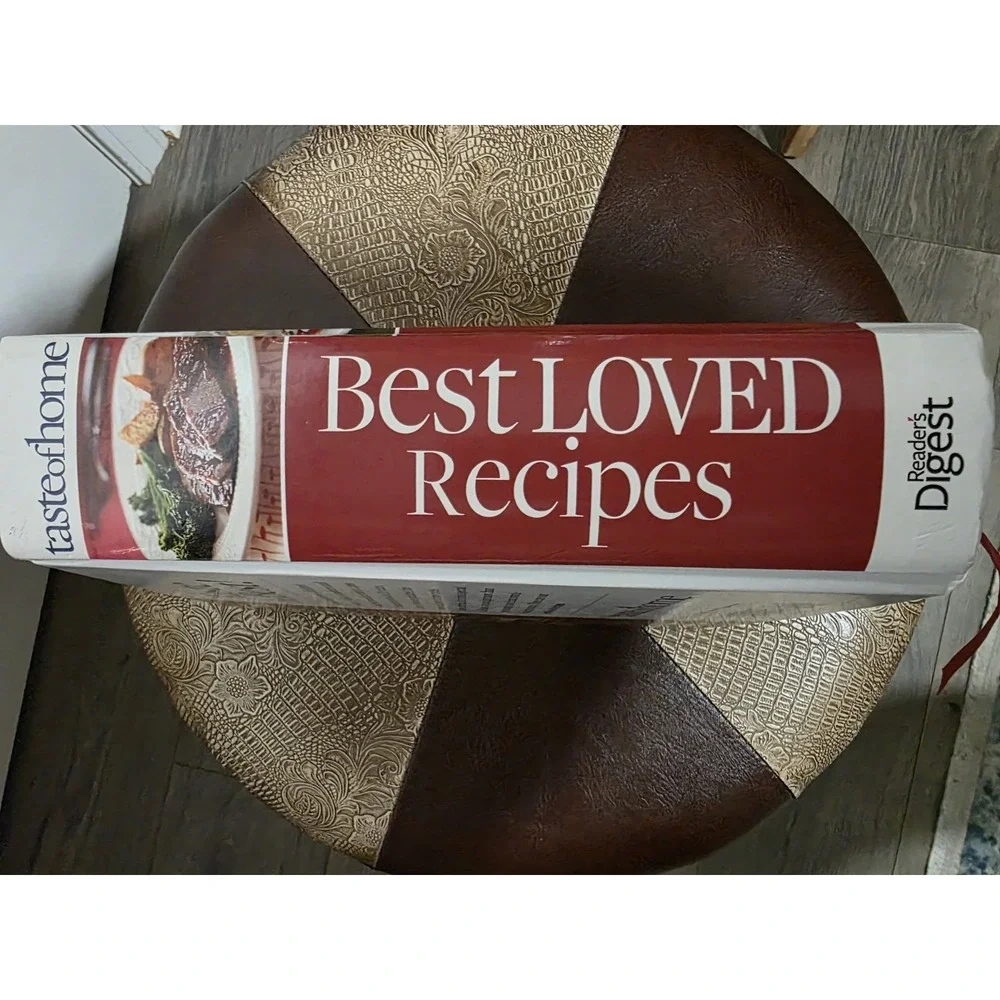 Taste Of Home - Best Loved Recipes Cookebook - Hardcover - 1485 Recipes